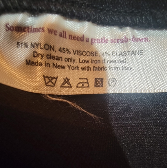 Black Skirt 2x - Picture 4 of 4